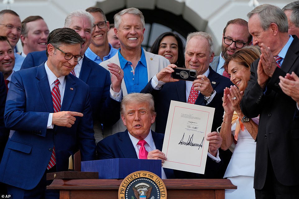 Trump will become first president to have signature on every US dollar