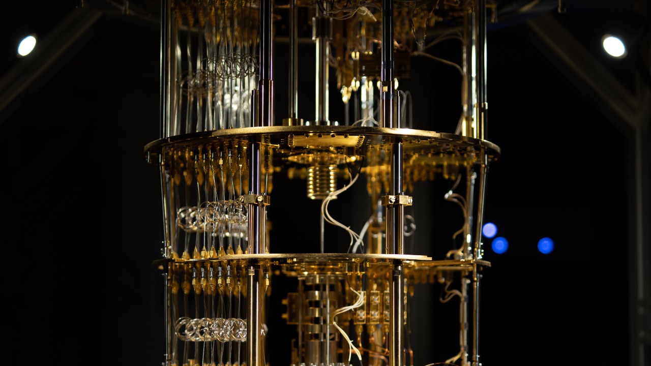 IBM quantum computer simulates magnetic materials, matching lab data