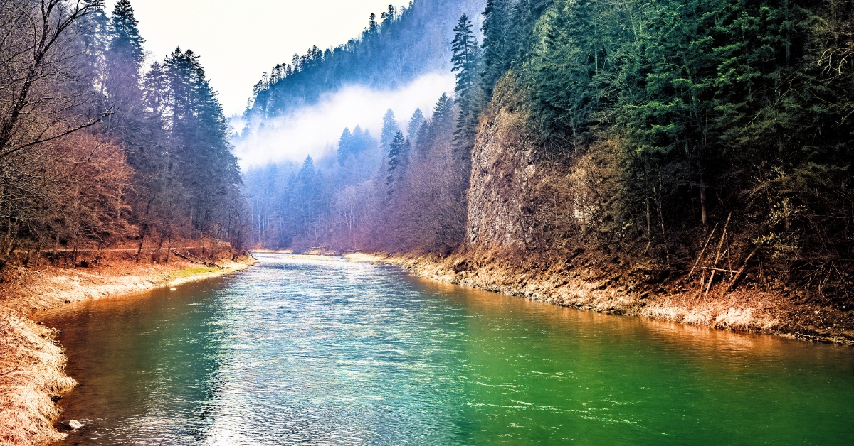 Which river is known as the lifeline of Indonesia?