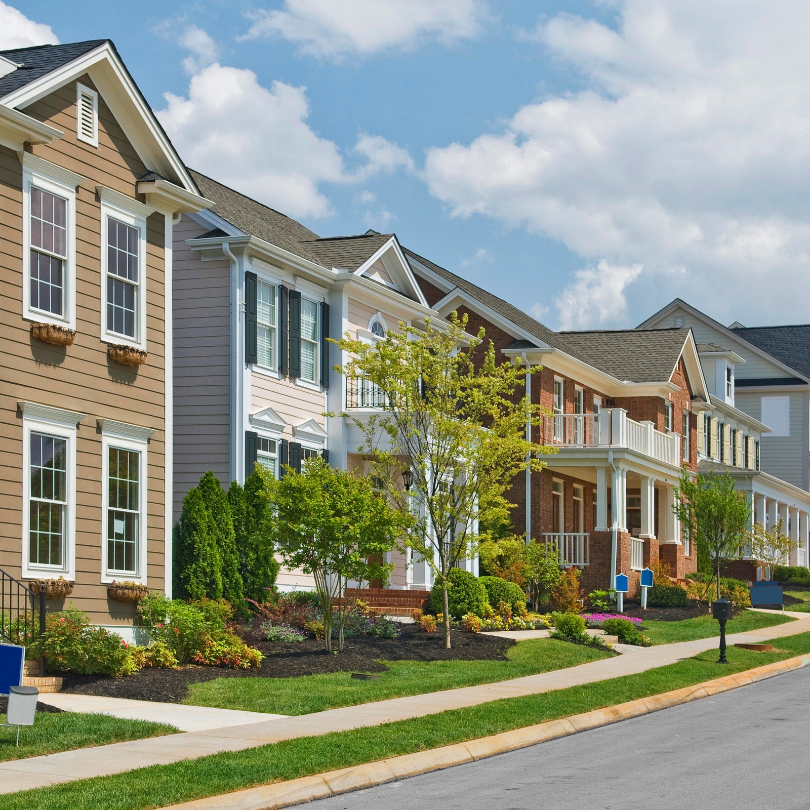 What are today's mortgage interest rates: March 27, 2026?