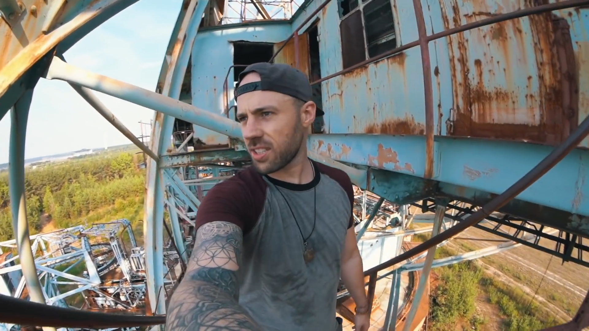 A rusting giant in the middle of nowhere... what happened here?