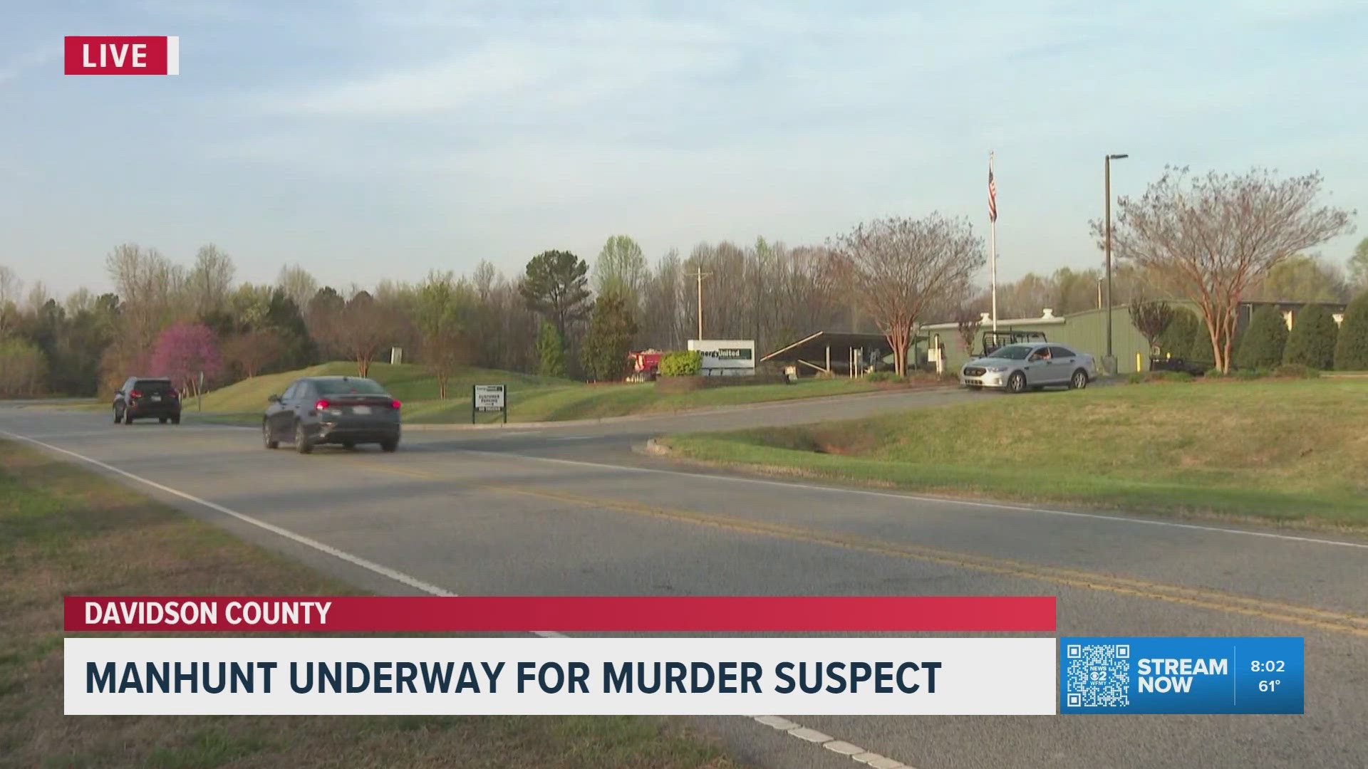 Manhunt underway for murder suspect in Davidson County