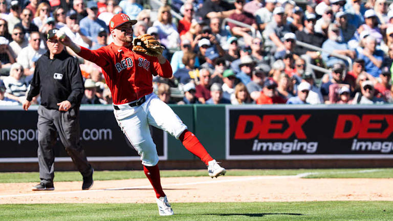 Red Sox's Caleb Durbin has Nomar Garciaparra message after jersey change