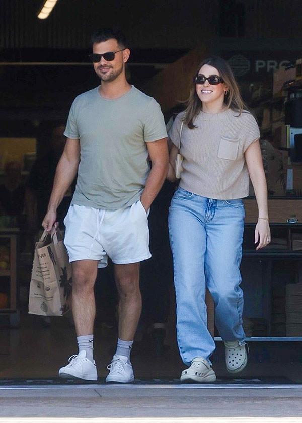 Sekiz yıllık rüya gerçek oldu… Adaş aşıklardan bebek müjdesi geldi!