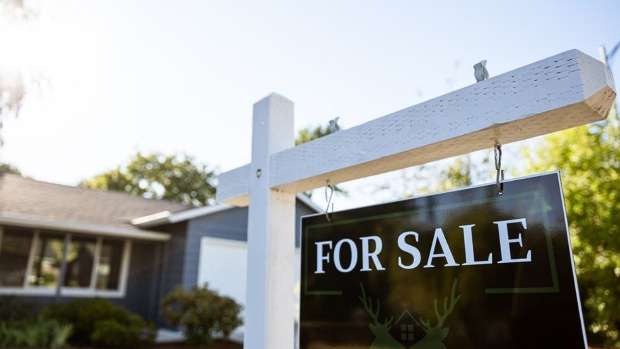 Falling home prices offer a window as mortgage interest rates edge higher