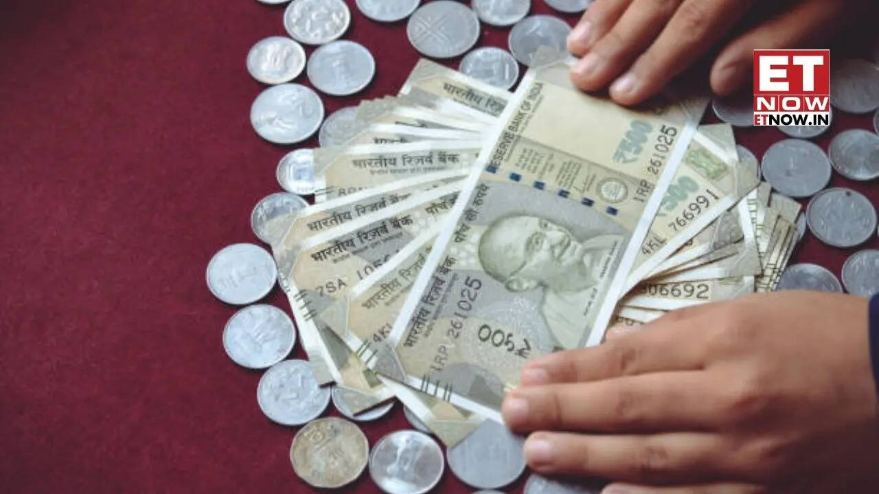 'Rupee may see level of 100 per dollar' - Slumped nearly Rs 1 on Mar 27 ...