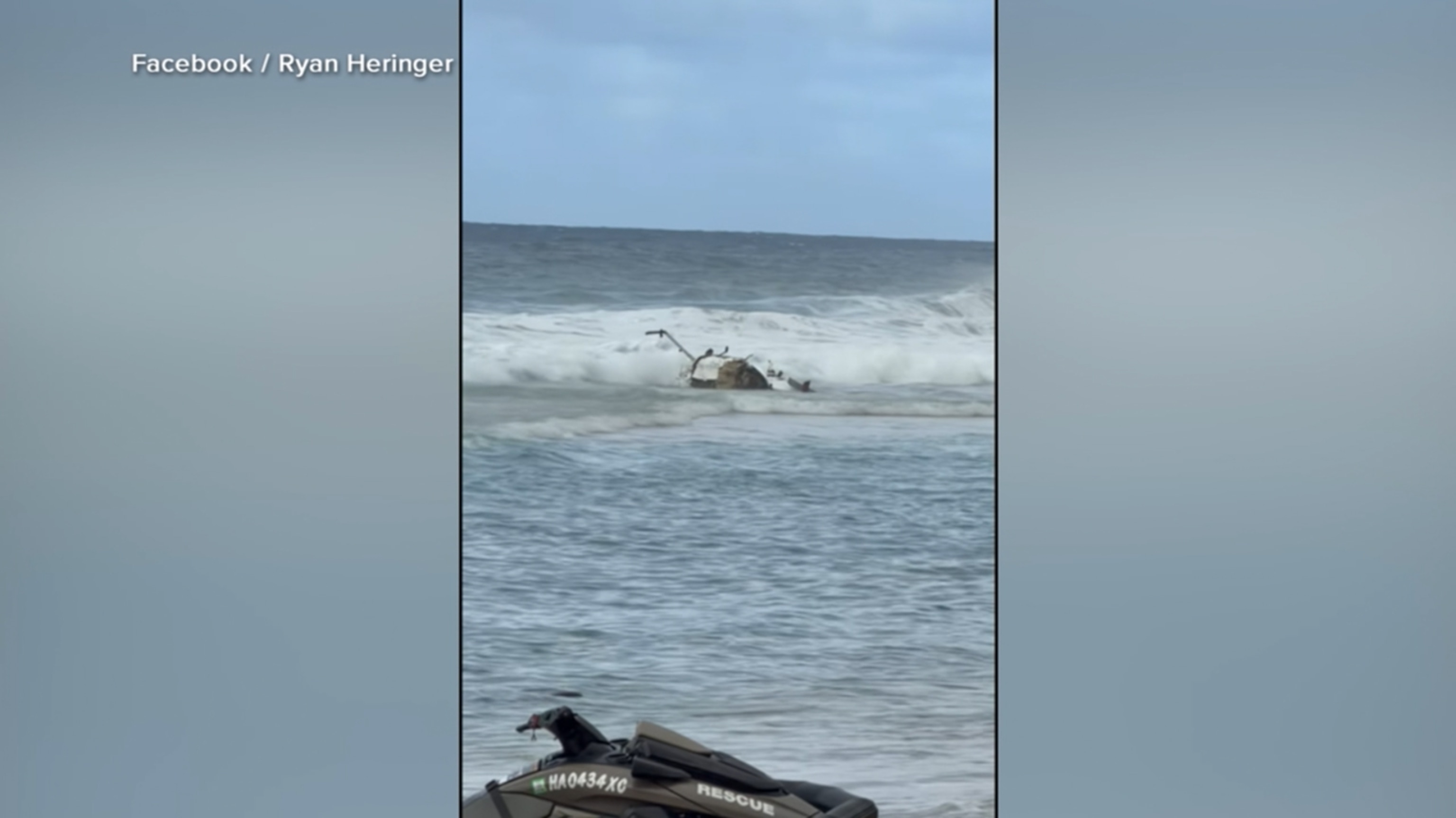 3 dead after helicopter crash off Hawaiian island