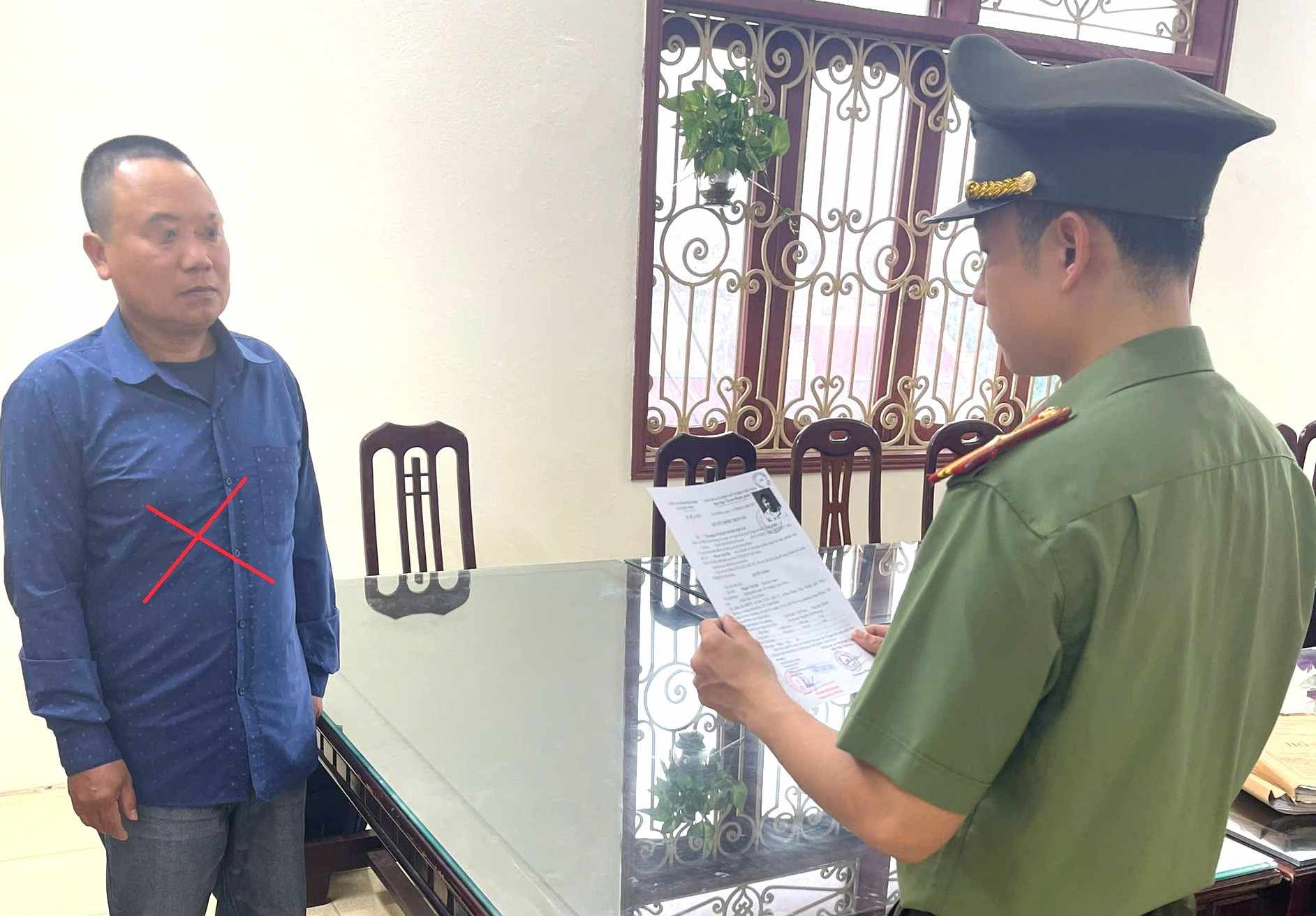 Đối tượng lừa đảo, chiếm đoạt tài sản sau hơn 9 năm trốn truy nã đã ra đầu thú