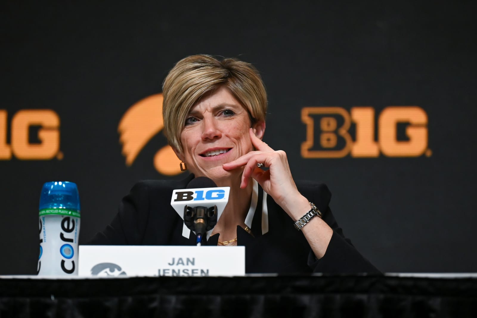 Iowa Hawkeyes women’s basketball scholarship distribution