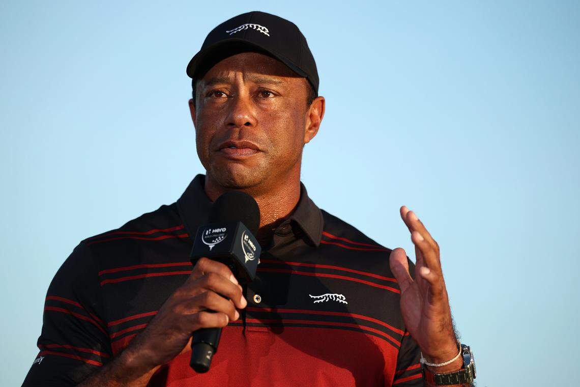 Tiger Woods charged with DUI after a rollover car crash in Florida, deputies say<br><br>