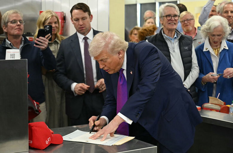 handtekening-van-trump-verschijnt-op-nieuwe-dollarbiljetten