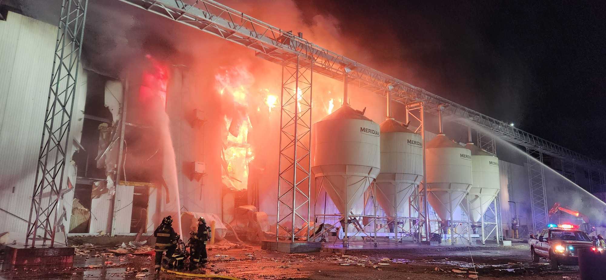 Iowa fire department shares photos of massive fire at northern Iowa egg ...