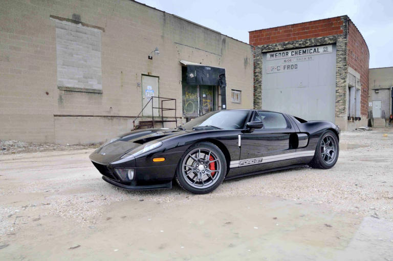 Peak car culture? These are the coolest cars from the 2000s that still ...