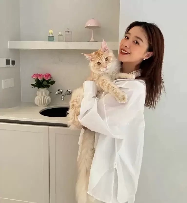 Sao châu Á 28/3: Chae Rim dọn sang biệt thự mới ở Jeju