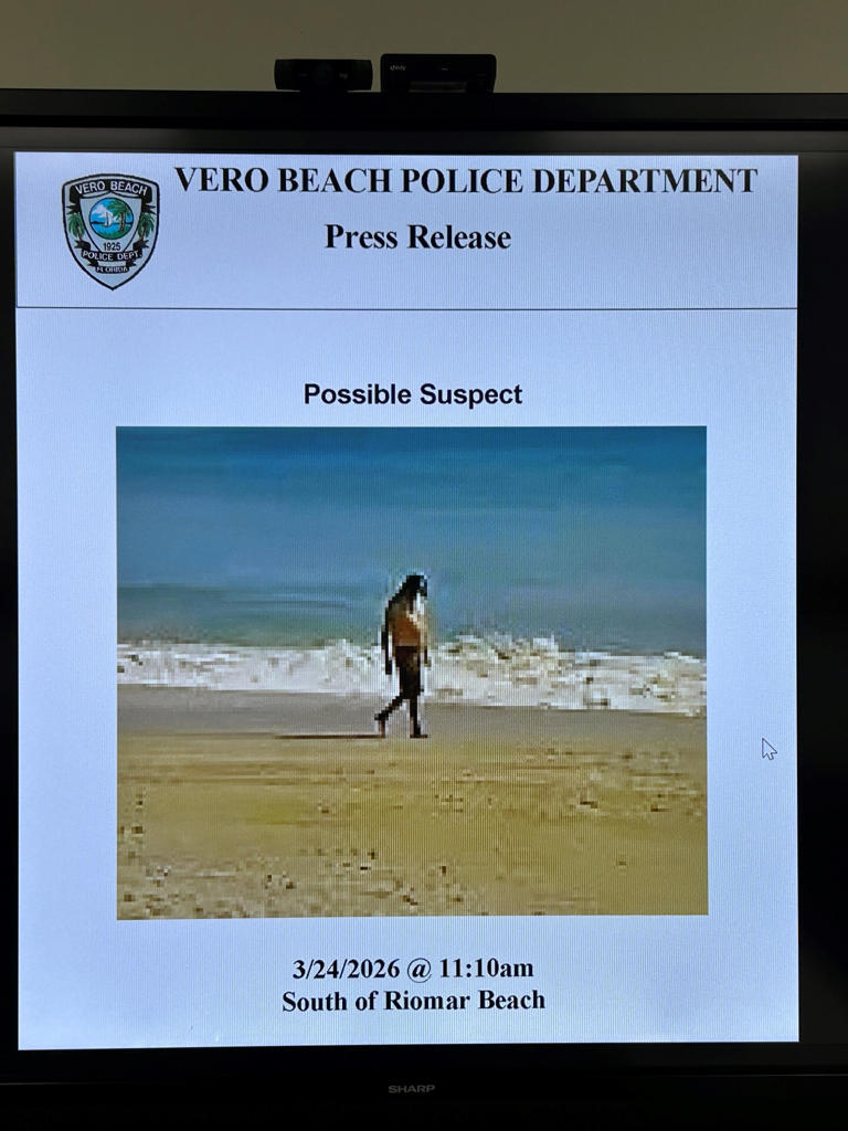 Florida police chief looking for suspect in Vero Beach double homicide
