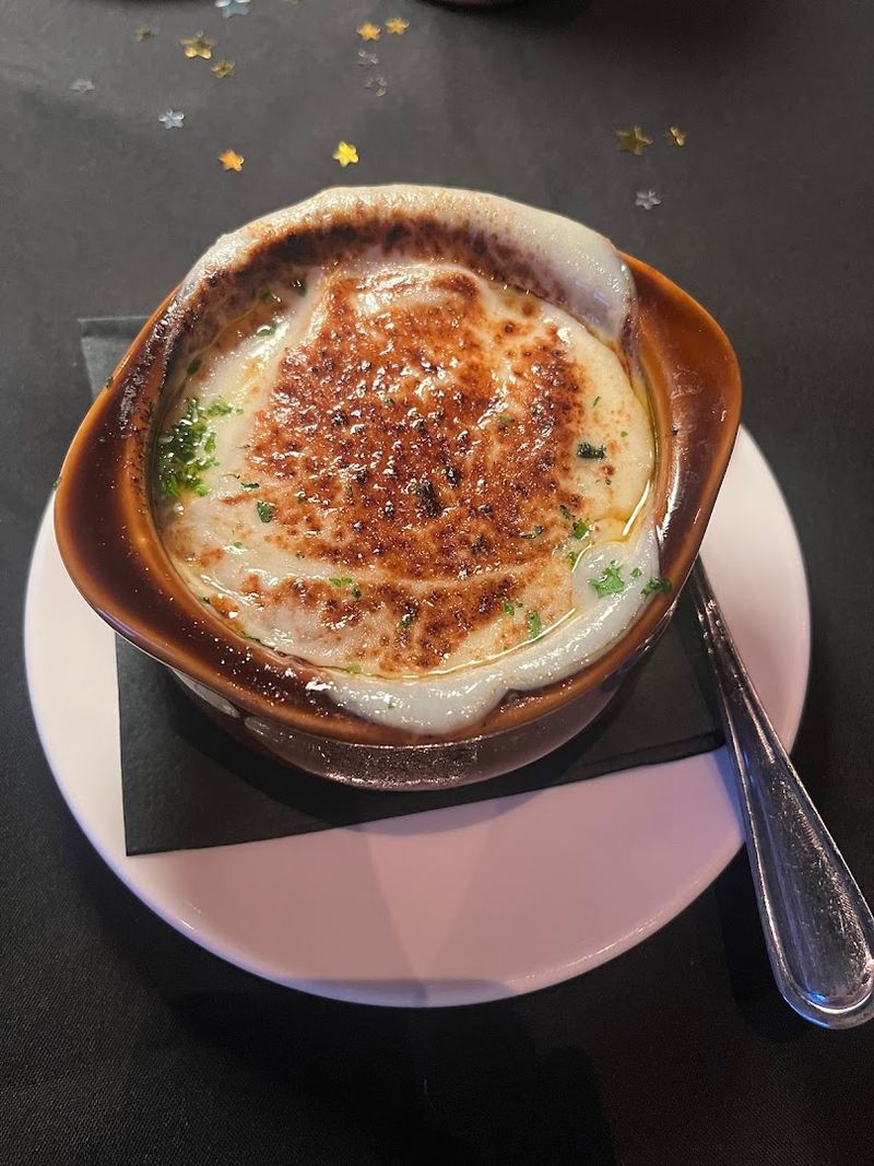 This Indiana neighborhood steakhouse offers Chicago-sourced steaks and ...