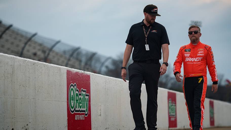 Allgaier awarded Martinsville O'Reilly pole after rain hits