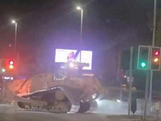 Drunk driver steals bulldozer, causes chaos in Wolverhampton