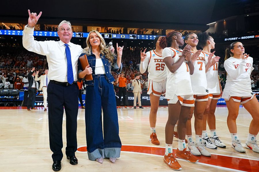 Family ties drive Texas, Kentucky coaches ahead of Sweet 16 clash