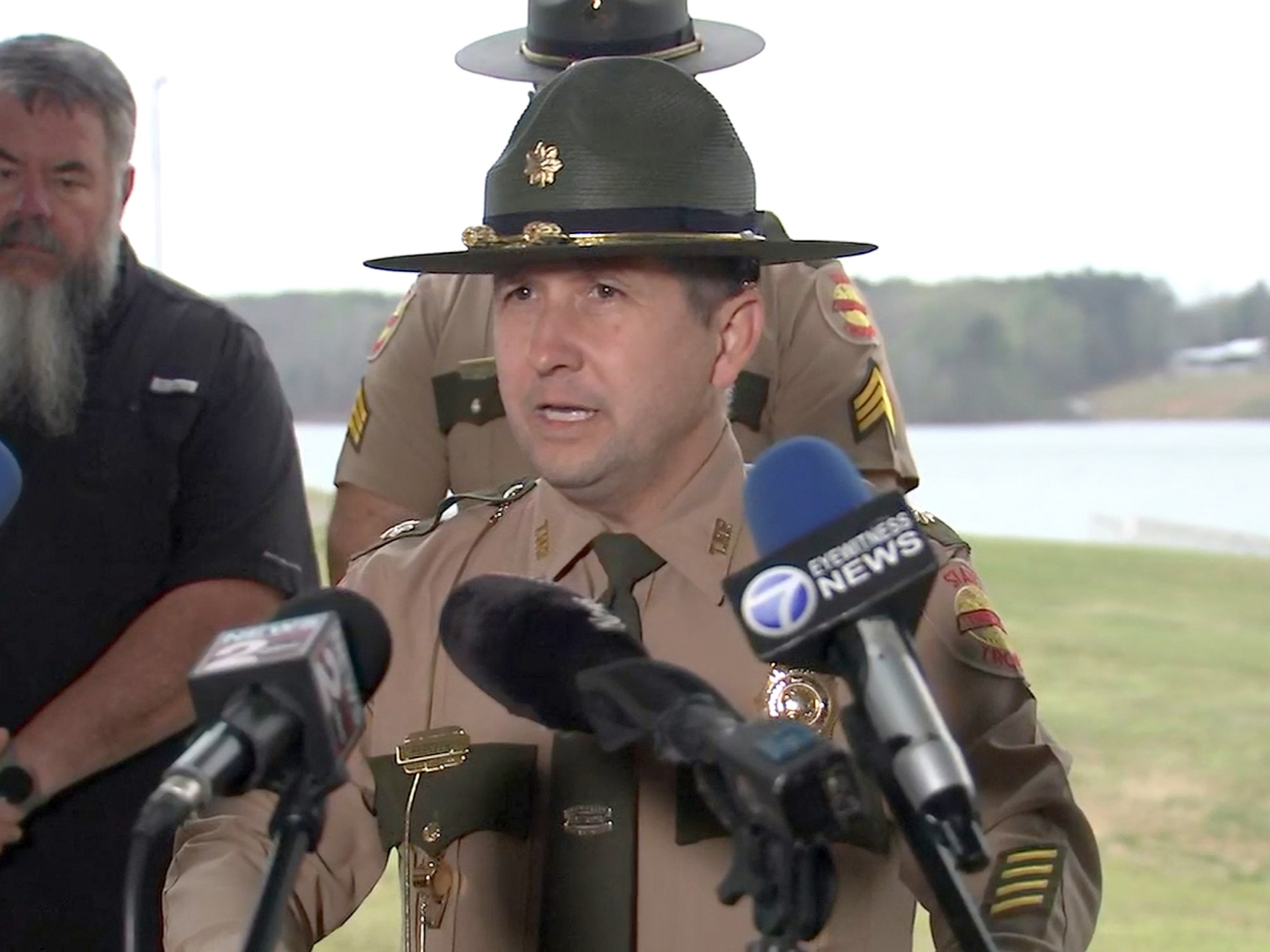 2 students on school bus killed in crash during field trip: Authorities