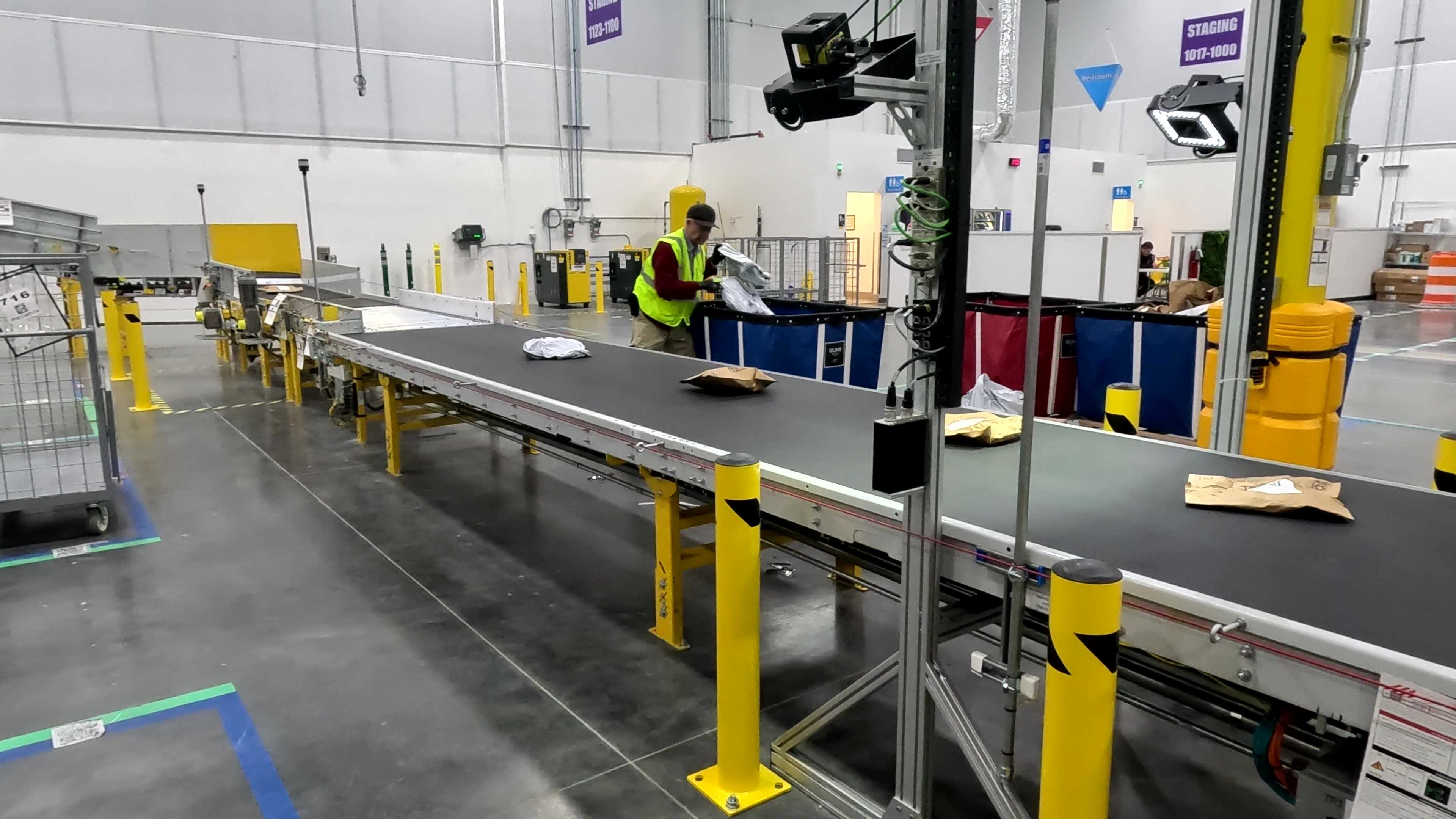 Amazon unveils new facility in Allegheny County, offering same-day delivery