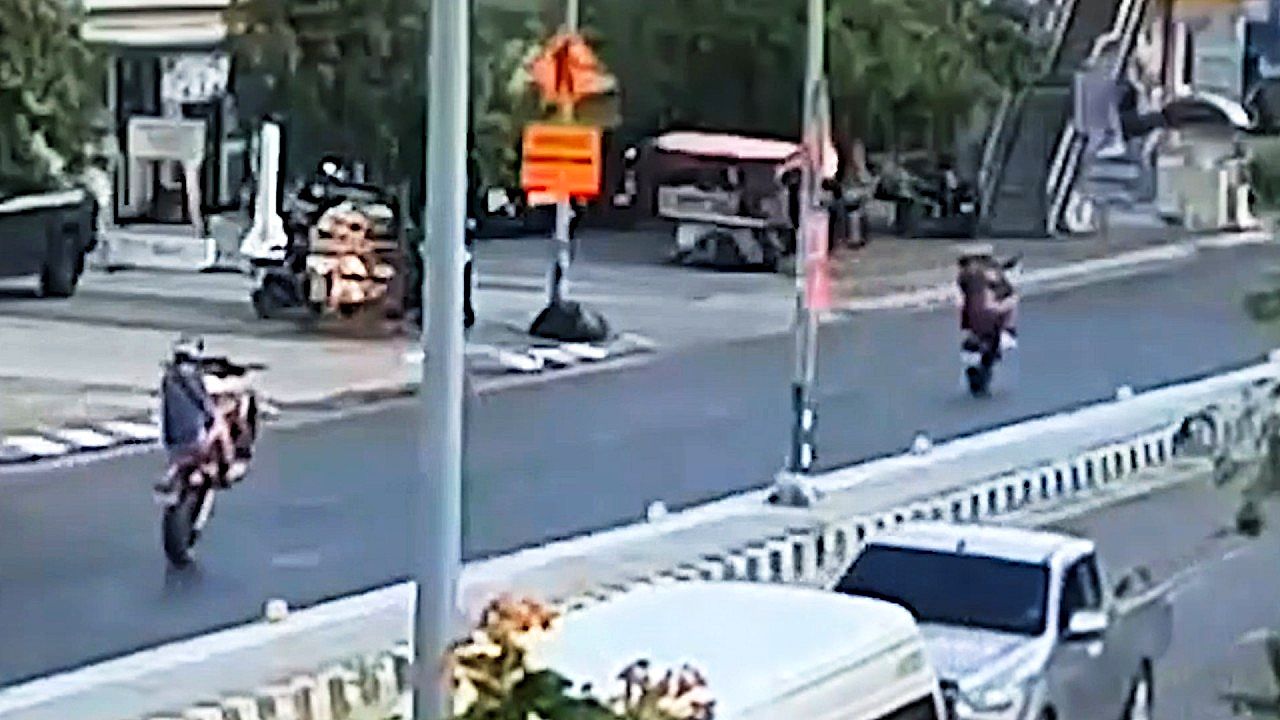 Tourists tracked down after dangerous stunt on busy Thailand road