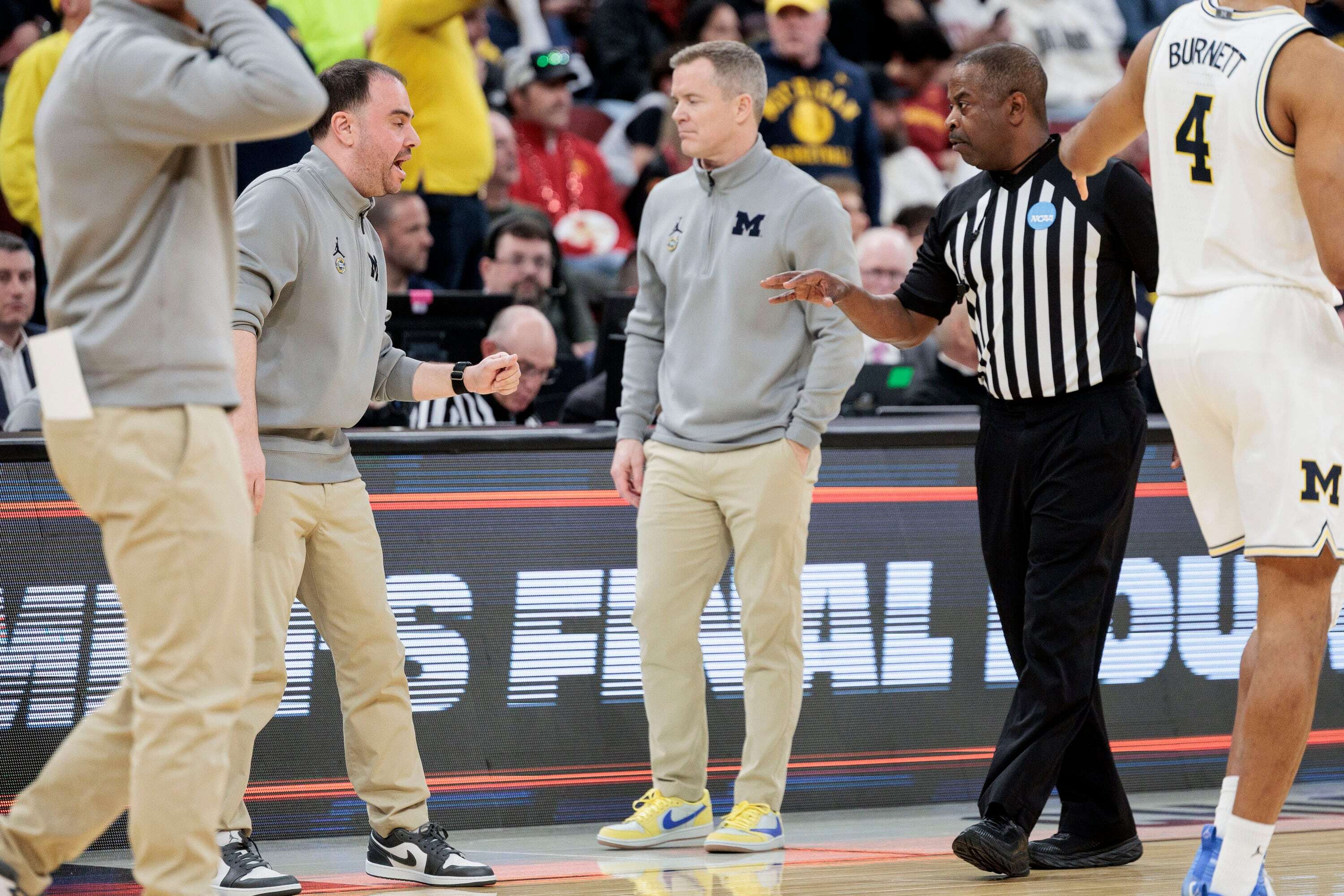Michigan rolls into Elite Eight after slowing Alabama in second half