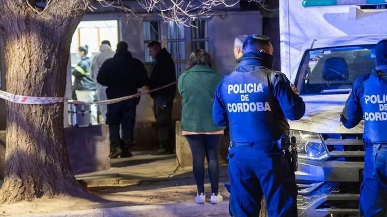 Horror en Córdoba: una mujer mató a su hijo de 12 puñaladas