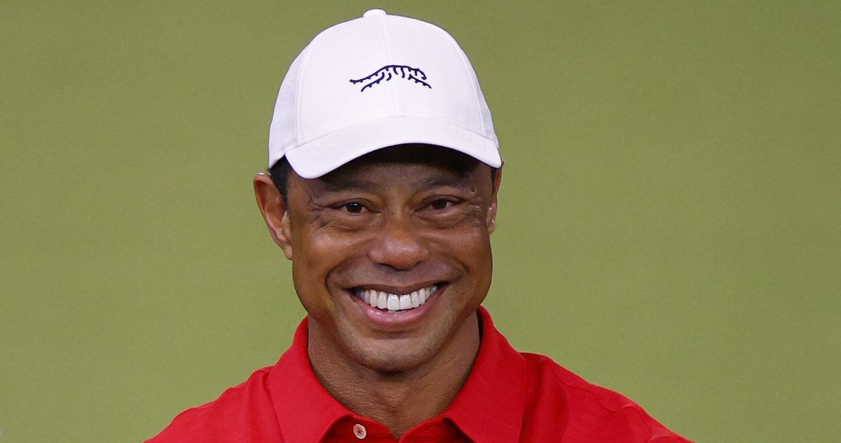 Tiger Woods arrested for DUI after rollover crash