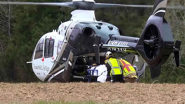Two students killed, several injured in Tennessee school bus collision