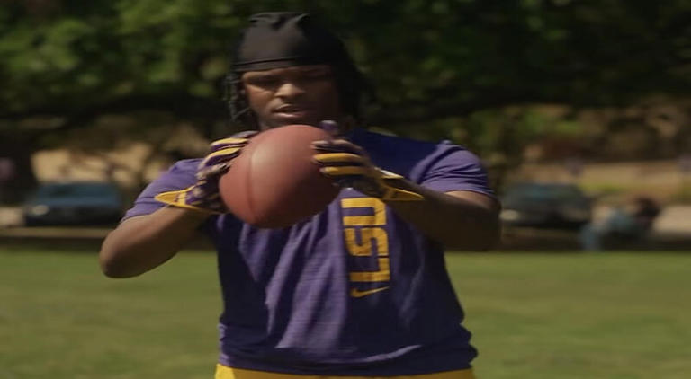 Toosii signs with LSU football after initial commitment to Syracuse