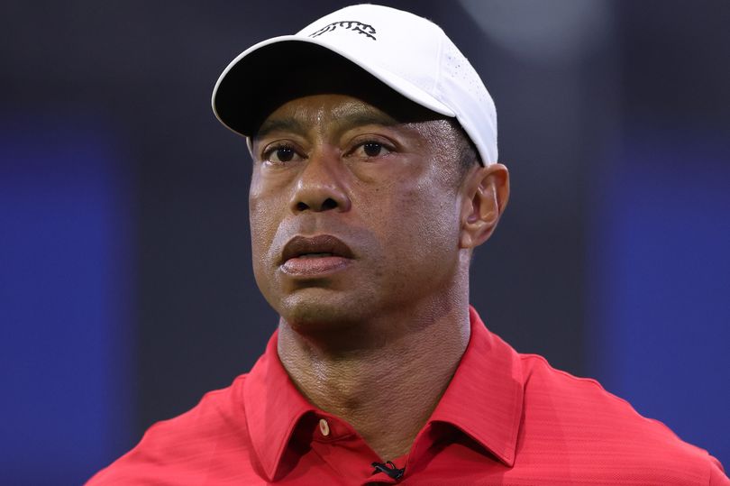 Tiger Woods in horror rollover crash as Range Rover pictured on its ...