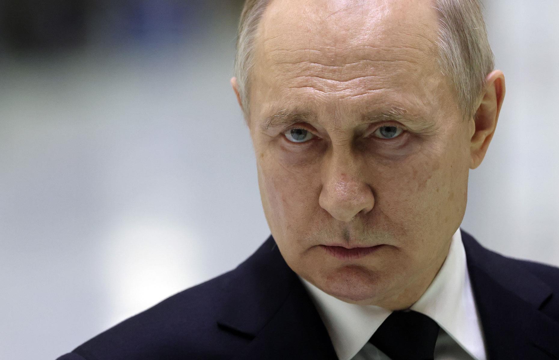 Revealed: Putin's Staggering Fortune As Ordinary Russians Struggle
