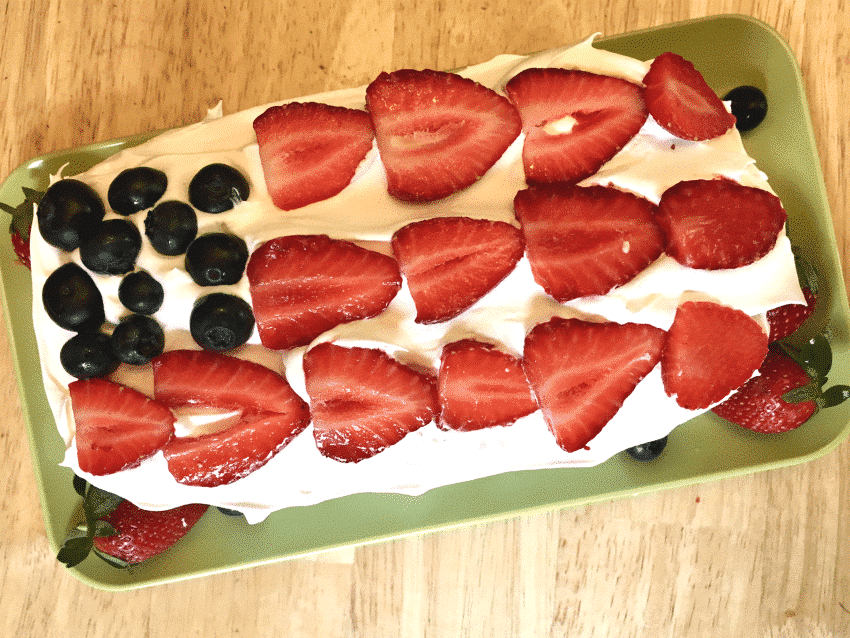 No Bake Mixed Berry Easy Pound Cake Recipe