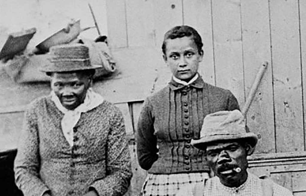 <p>After settling in Auburn, New York, without a pension, Tubman struggled to make ends meet and was forced to make a living performing odd jobs and taking in boarders. One of these people living with her was a former Union soldier named Nelson Davis. </p> <p>The two fell in love and were married, although Davis was more than 20 years younger. Together, they adopted a baby girl named Gertie in 1874 and lived together as a family. Unfortunately, Davis passed away on October 14, 1888, of tuberculosis. </p>