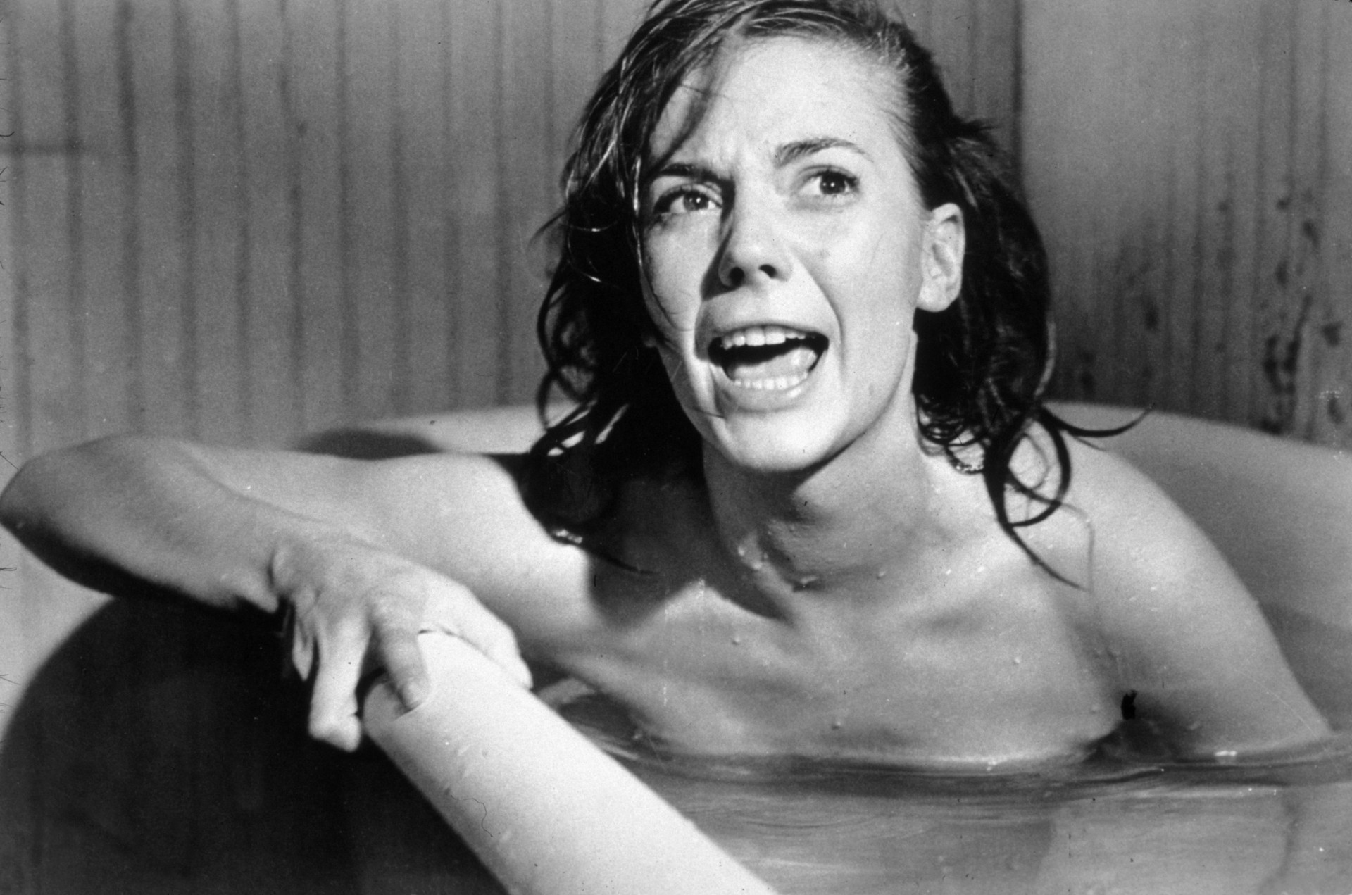 <p>In the most emotionally raw sequences in 'Splendor in the Grass,' Natalie Wood's character "Deanie" is lolling in the tub when an argument ensues between her and her mother. The verbal exchange soon verges on the hysterical, with Deanie screaming and shrieking and practically in tears.</p><p>You may also like:<a href="https://www.starsinsider.com/n/391126?utm_source=msn.com&utm_medium=display&utm_campaign=referral_description&utm_content=546036en-en"> The most shockingly honest celebrity responses </a></p>