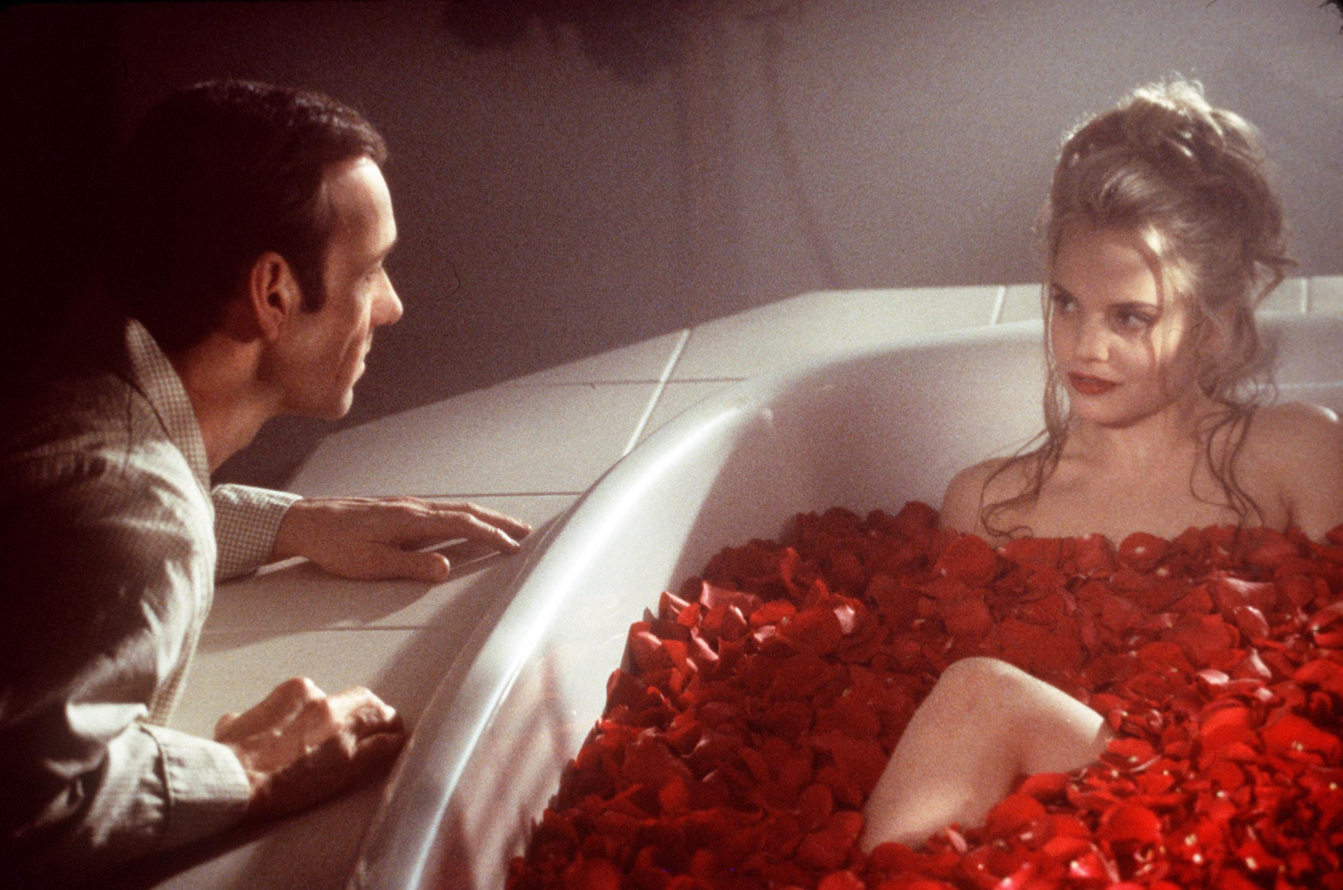 <p>In one of the most seductive bathtub scenes ever filmed, Mena Suvari tempts Kevin Spacey as she bathes in crimson rose petals, a memorable scene from 'American Beauty.'</p><p>You may also like:<a href="https://www.starsinsider.com/n/174742?utm_source=msn.com&utm_medium=display&utm_campaign=referral_description&utm_content=546036en-en"> What is it like to live in space?</a></p>