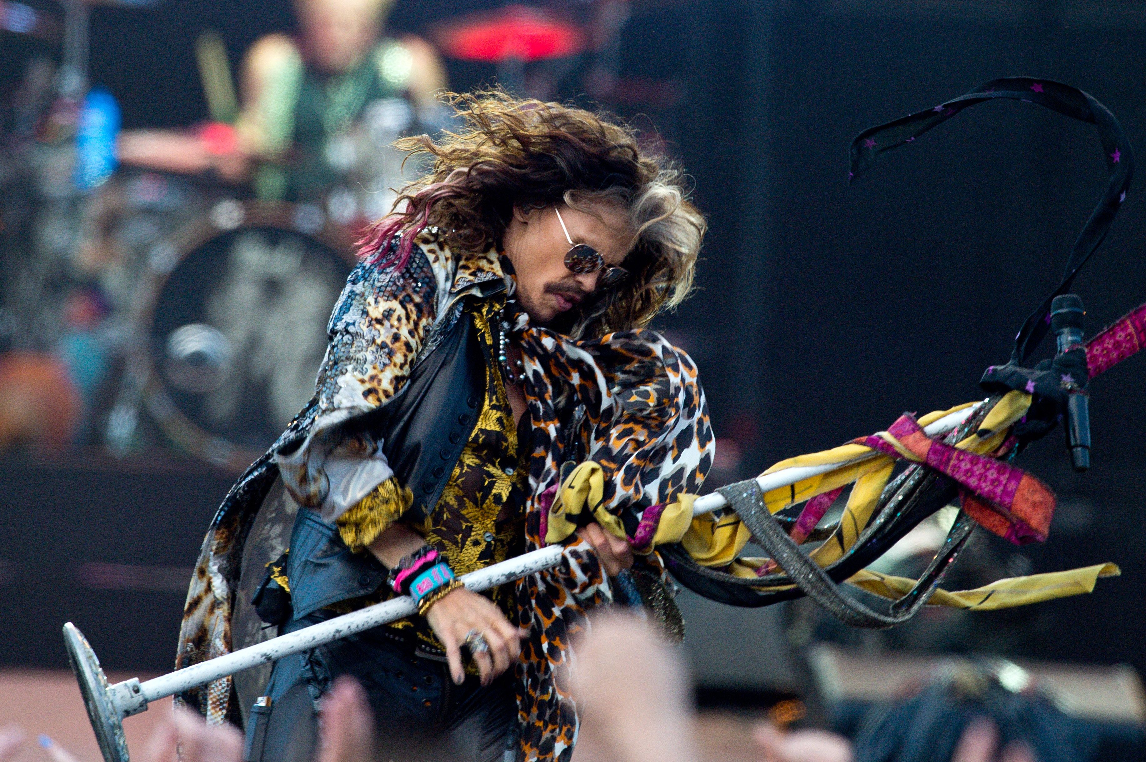 LONDON, ENGLAND - JUNE 28: Steven Tyler of Aerosmith performs on Day 1 of the Calling Festival at Clapham Common on June 28, 2014 in London, England. (Photo by Ben A. Pruchnie/Getty Images)