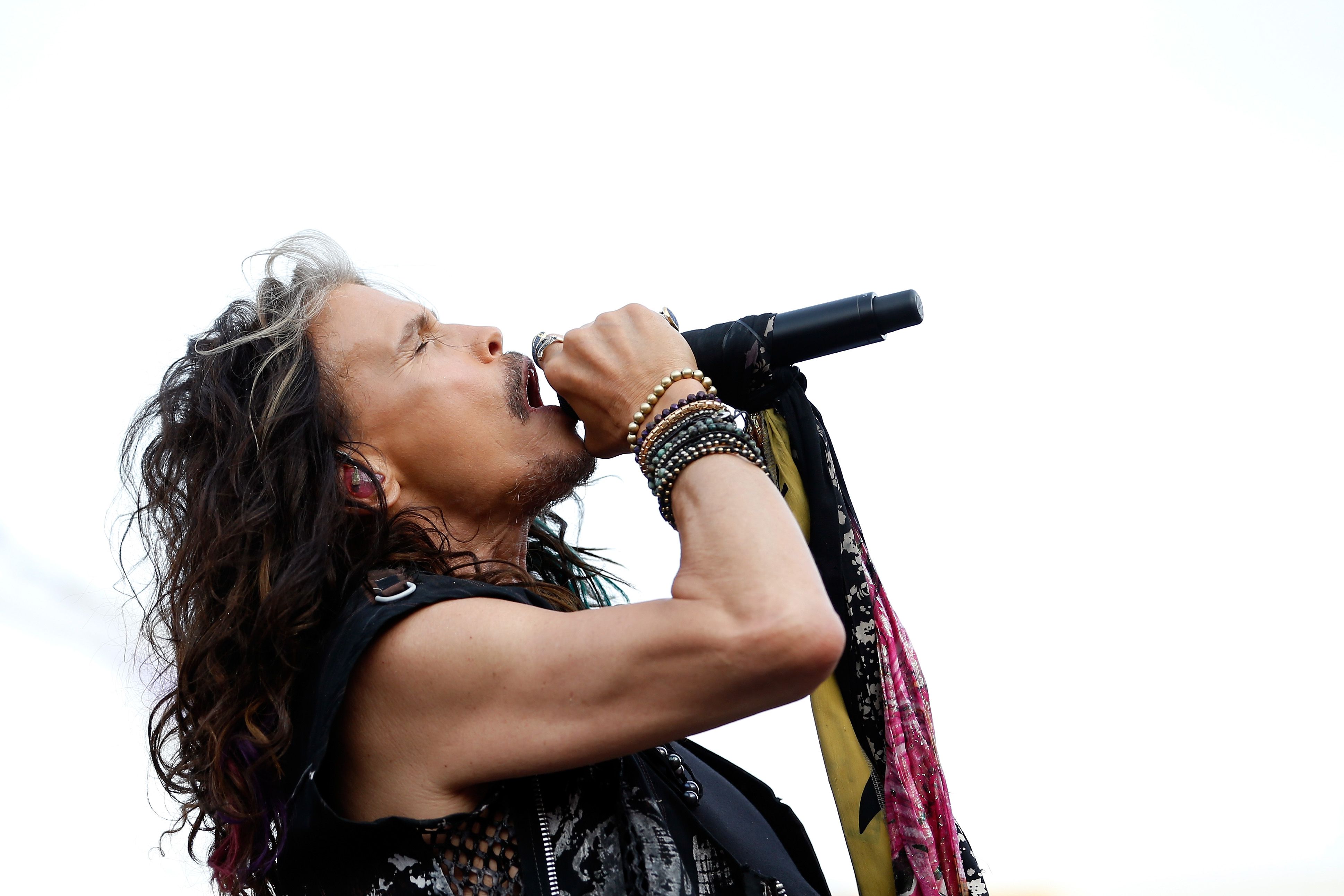 BRISTOL, TN - AUGUST 22: Steven Tyler performs prior to the NASCAR Sprint Cup Series IRWIN Tools Night Race at Bristol Motor Speedway on August 22, 2015 in Bristol, Tennessee. (Photo by Gregory Shamus/Getty Images)