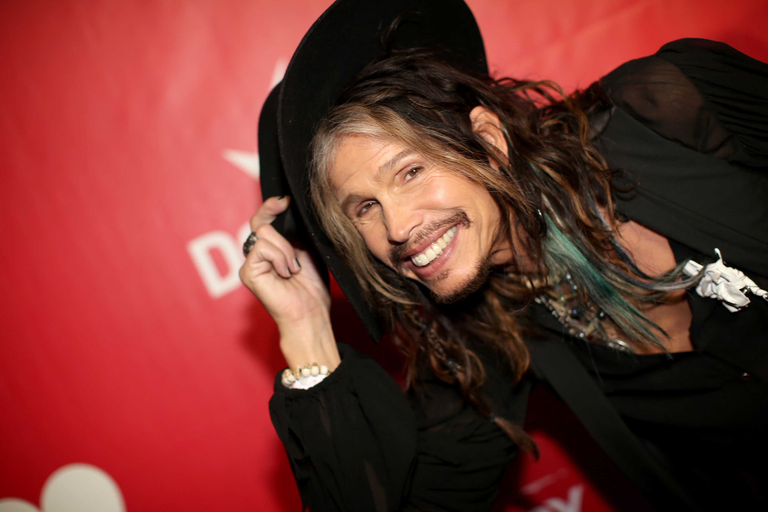 LOS ANGELES, CA - JANUARY 24: Singer Steven Tyler of Aerosmith attends 2014 MusiCares Person Of The Year Honoring Carole King at Los Angeles Convention Center on January 24, 2014 in Los Angeles, California. (Photo by Christopher Polk/Getty Images for NARAS)