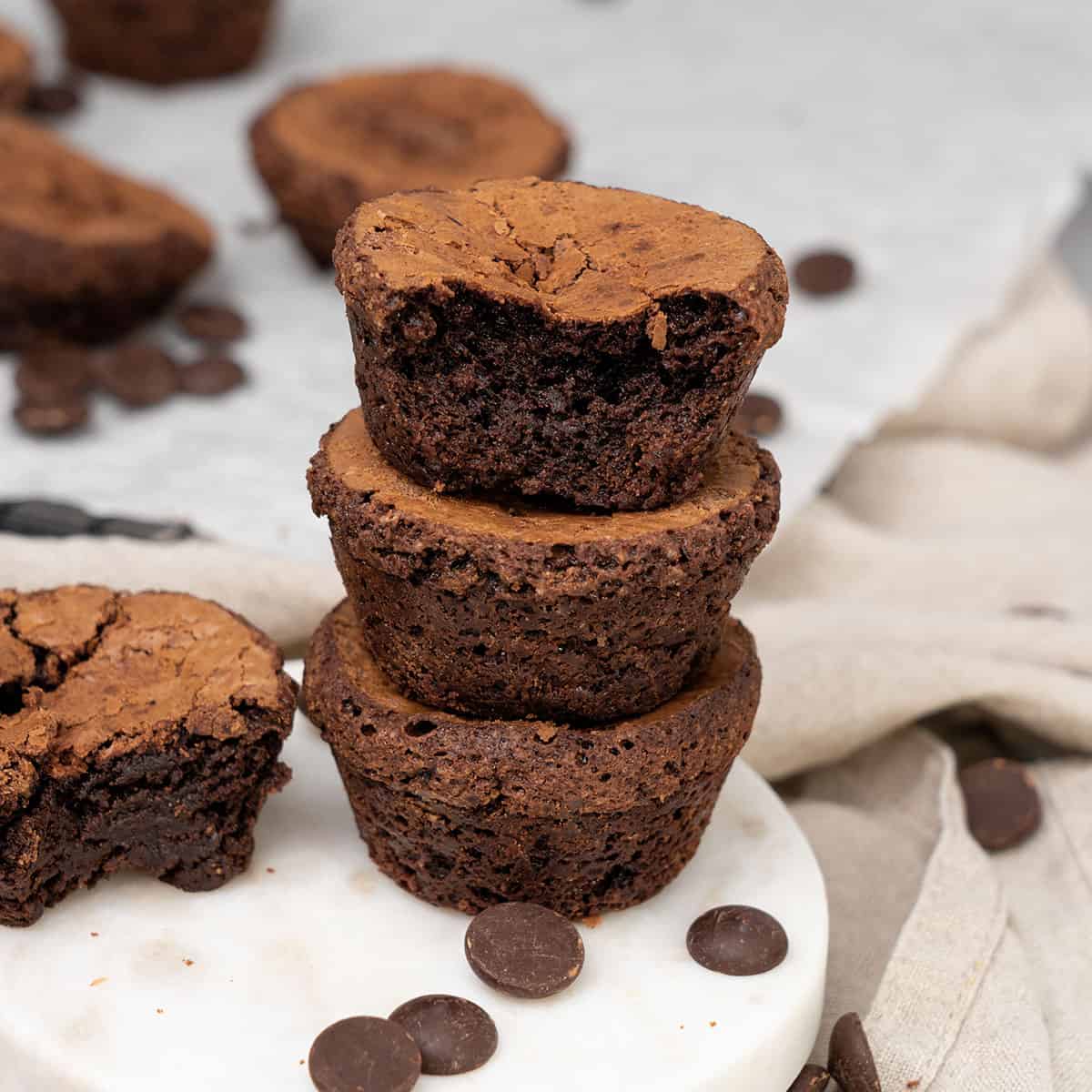 <p>There can't be many people in the world who don't love brownies. Certainly, baking <a href="https://www.spatuladesserts.com/category/recipes/cookies-brownies/">brownies</a> is one of my favorite things to do, and brownie bites are the perfect mini-chocolate desserts to make for parties, snacks, and more. </p> <p><strong>Go to the recipe: <a href="https://www.spatuladesserts.com/mini-brownie-bites/">Mini Brownie Bites</a></strong></p>