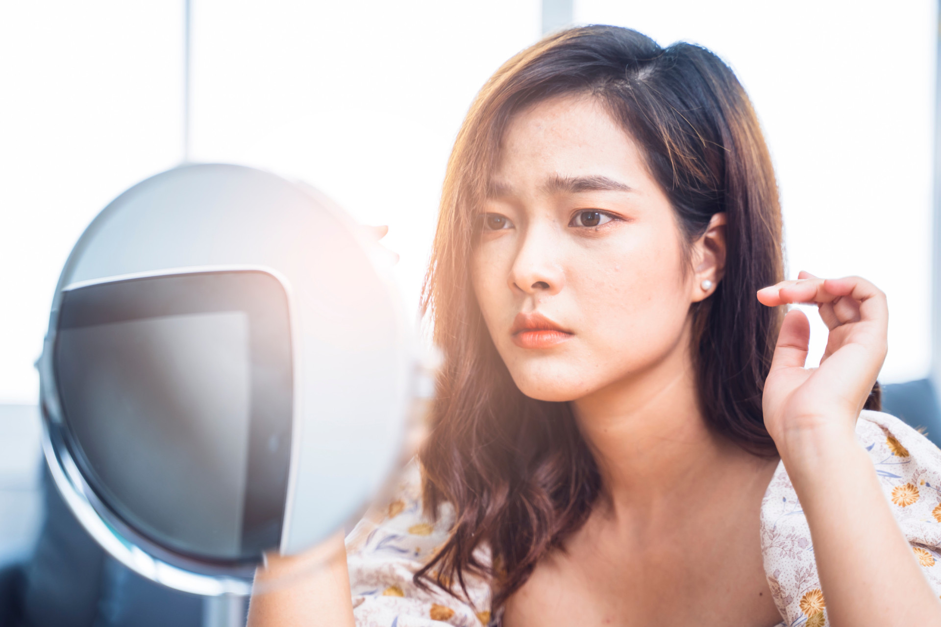 The ultimate signs to tell fake friends from real friends