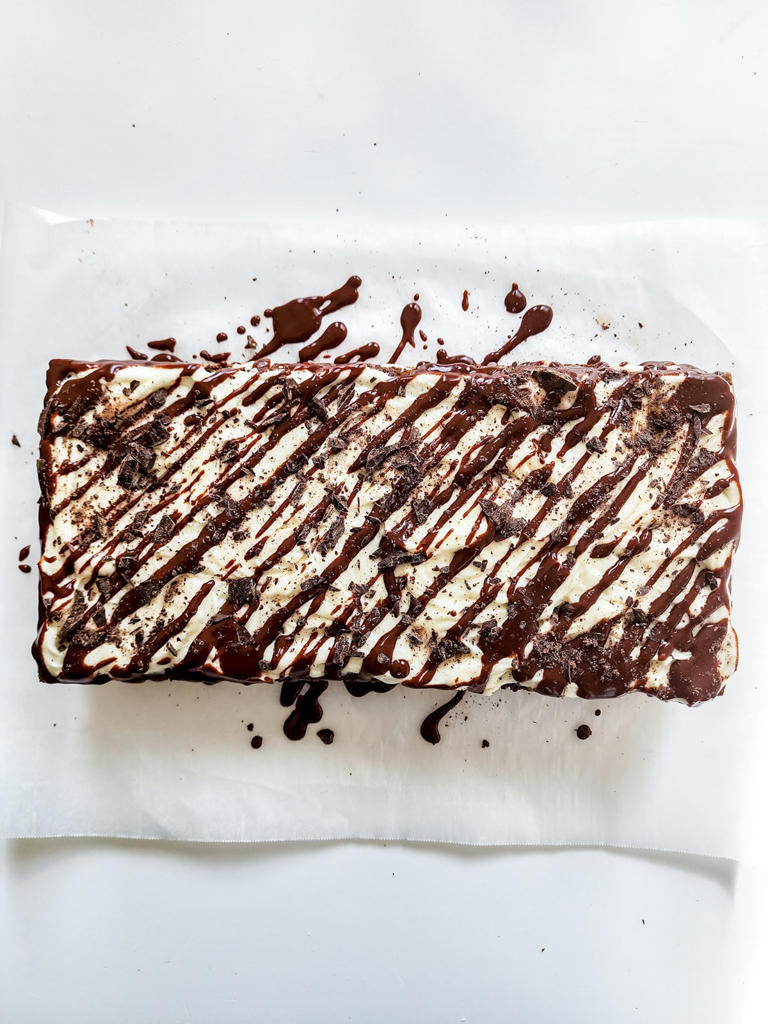 Copycat Olive Garden Chocolate Lasagna