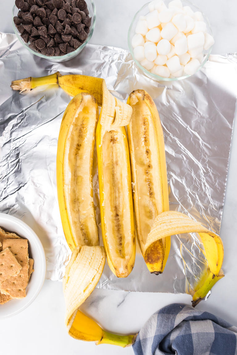 Banana Boats (easy Campfire Dessert!)