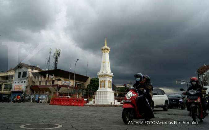 Hujan Bakal Mengguyur Mayoritas Kota Besar Di Indonesia Pada Rabu (27/12)