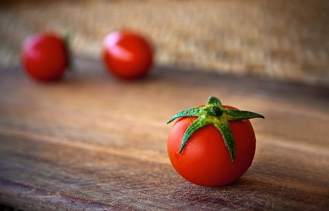 vypěstujte si rajče divoké a ochutnejte předchůdce klasických rajčat