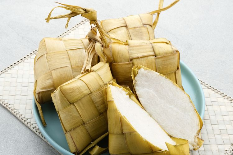 Tips Membuat Dan Menyimpan Ketupat Lebaran Agar Tidak Cepat Basi