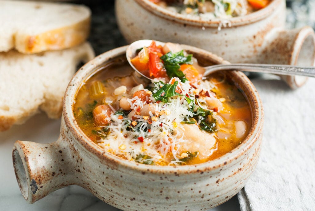<p>Create a delicious, healthy, and hearty white bean kale soup with Ribollita Italian bean soup featuring a variety of vegetables, beans, and seasonings. This versatile Italian soup recipe is perfect for using up any vegetables approaching the end of their prime.<br><strong>Get the Recipe: <a href="https://xoxobella.com/simple-ribollita-italian-bean-soup/?utm_source=msn&utm_medium=page&utm_campaign=msn" rel="noreferrer noopener follow">Simple Ribollita Bean Soup</a></strong></p>