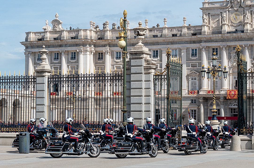 Royal Guard on motorcycles, not just on horseback or on foot, are a part of the official Head of State reception ceremony.