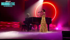 Tradition and Future recipient, Evaluna performs 'If The World Was Ending' with JP Saxe at the 2023 Billboard Mujeres Latinas En La Música.Watch more on Telemundo: BBMujeresLatinas.com.